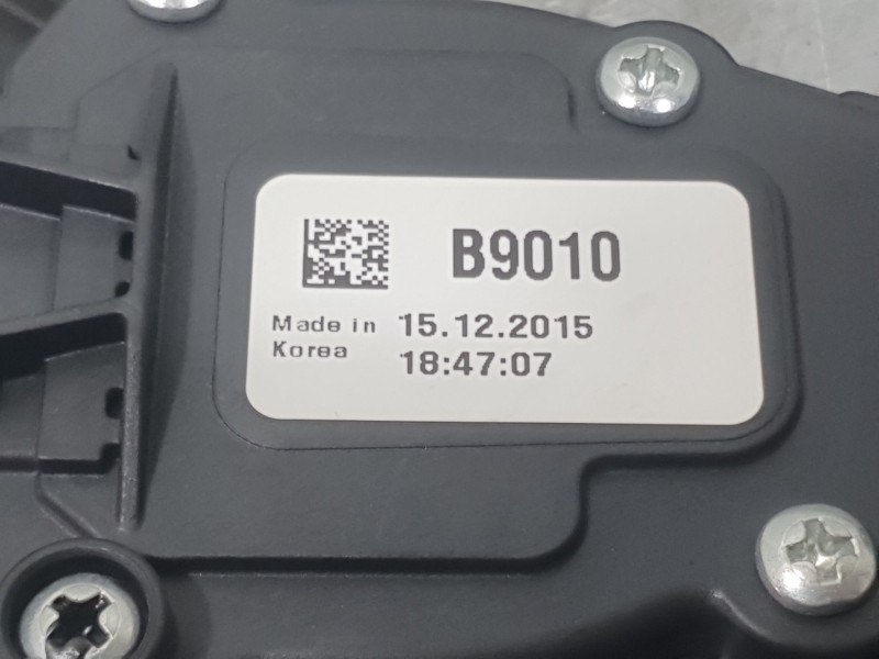 Recambio de potenciometro pedal para hyundai i20 ii (gb, ib) 1.2 referencia OEM IAM 32700B9010 B9010 
