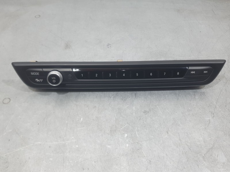 Recambio de mando radio para bmw 1 (f40) 116 d referencia OEM IAM 794933905  