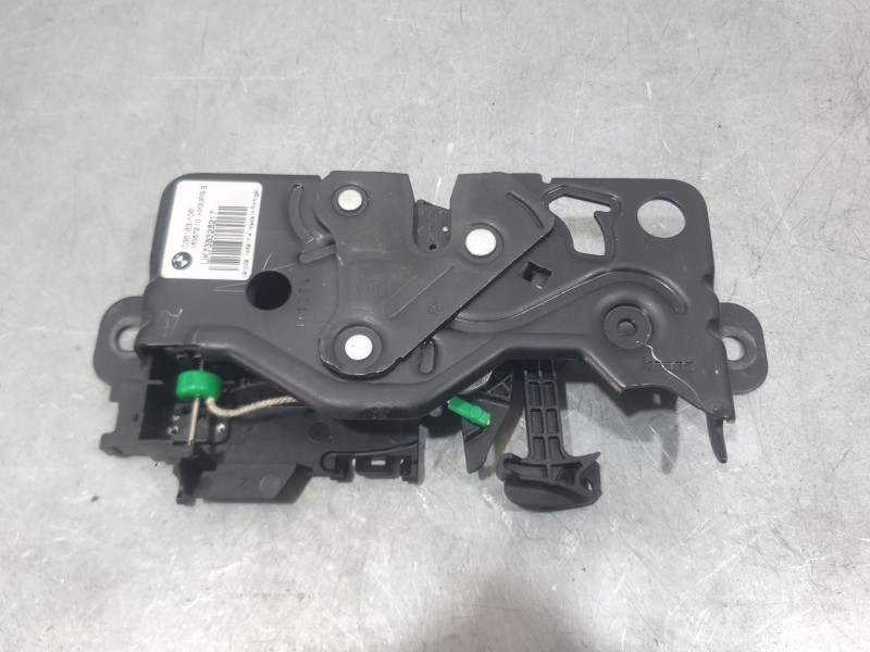 Recambio de cerradura maletero / porton para bmw 1 (f40) 116 d referencia OEM IAM C36163106  