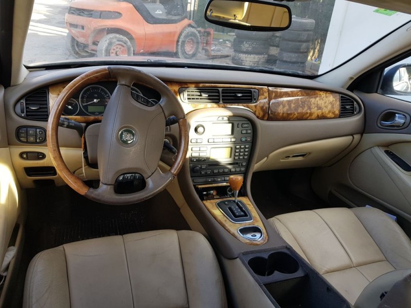 jaguar s-type del año 2005