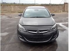 OPEL ASTRA J SEDÁN