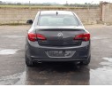 opel astra j sedán del año 2014