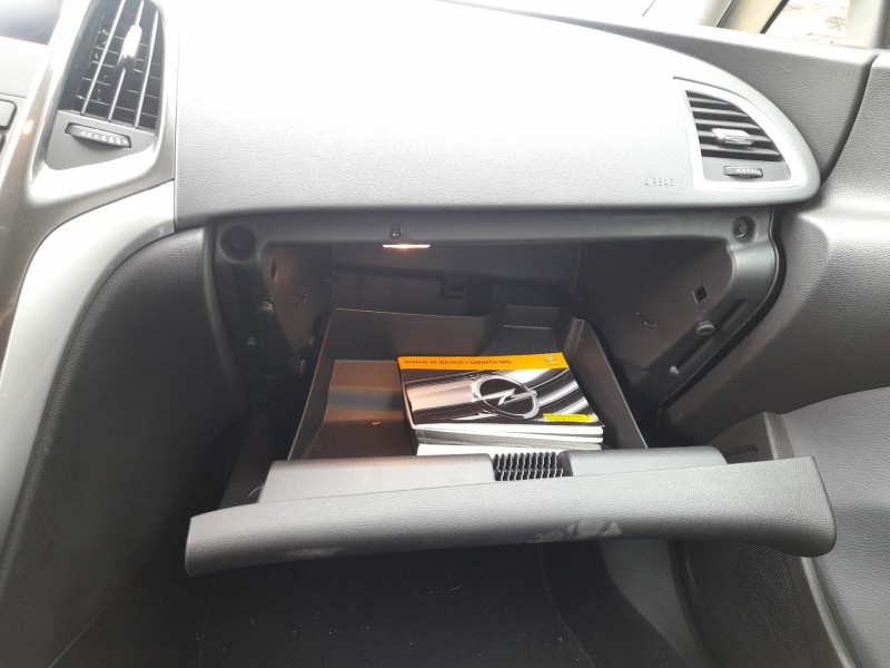 Recambio de guantera para opel astra j sedán 1.4 turbo (69) referencia OEM IAM 13313192 13306490 
