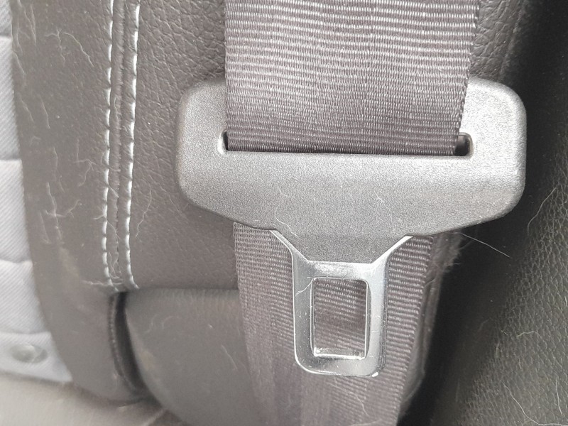 Recambio de cinturon seguridad trasero izquierdo para opel astra j sedán 1.4 turbo (69) referencia OEM IAM 13309838  