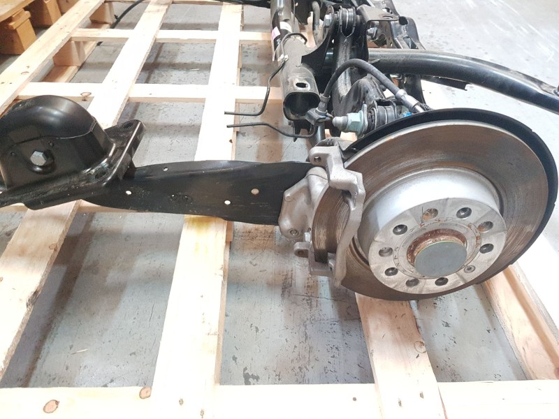 Recambio de puente trasero para cupra formentor (kmp) 1.5 tsi e-hybrid referencia OEM IAM 5Q0505315AK DISCO, C/ABS Y 5 TORNILLOS