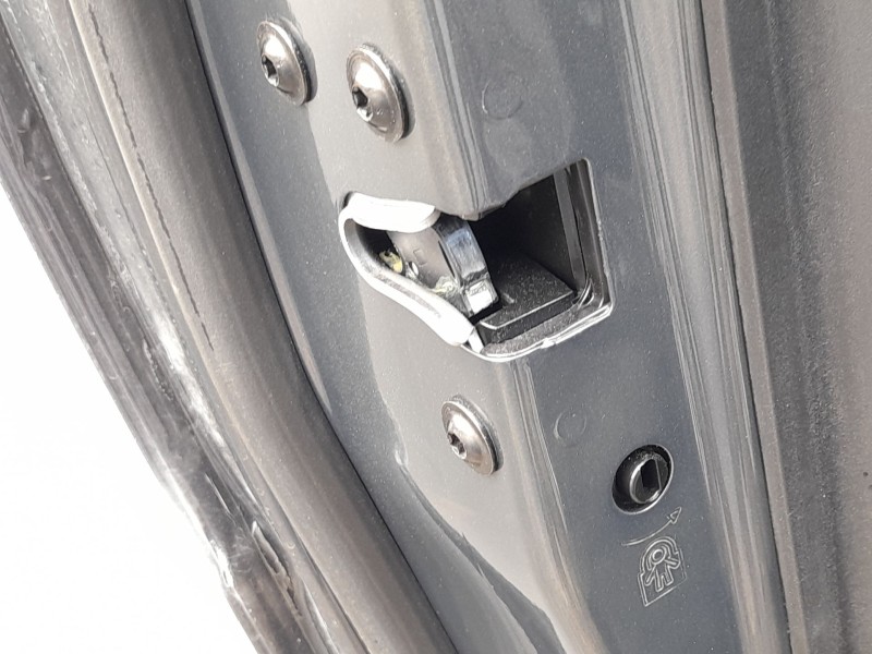 Recambio de cerradura puerta trasera izquierda para opel astra j sedán 1.4 turbo (69) referencia OEM IAM 13579555  