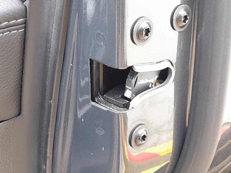 Recambio de cerradura puerta delantera derecha para opel astra j sedán 1.4 turbo (69) referencia OEM IAM 13579515  