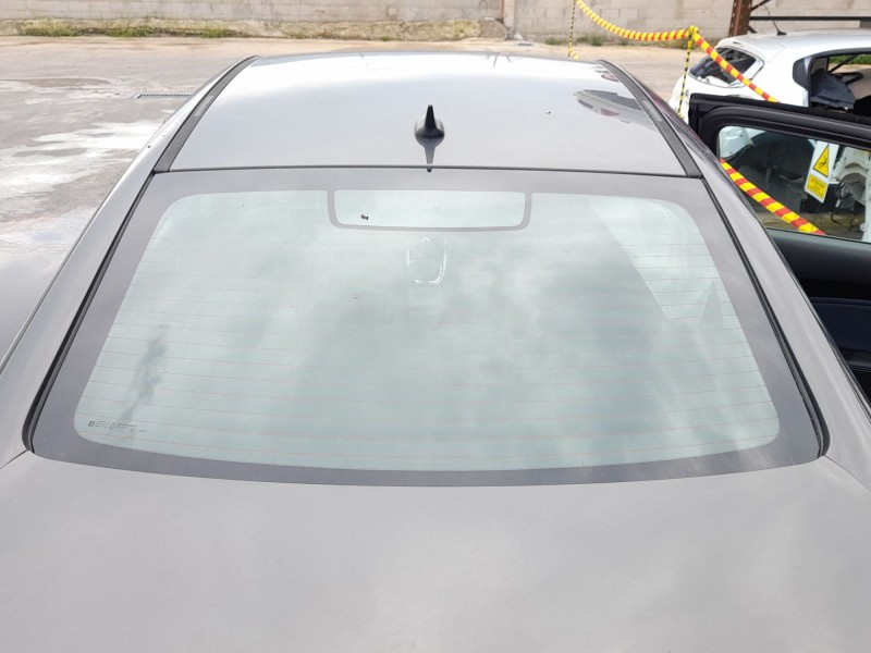 Recambio de luna trasera para opel astra j sedán 1.4 turbo (69) referencia OEM IAM 13420363  