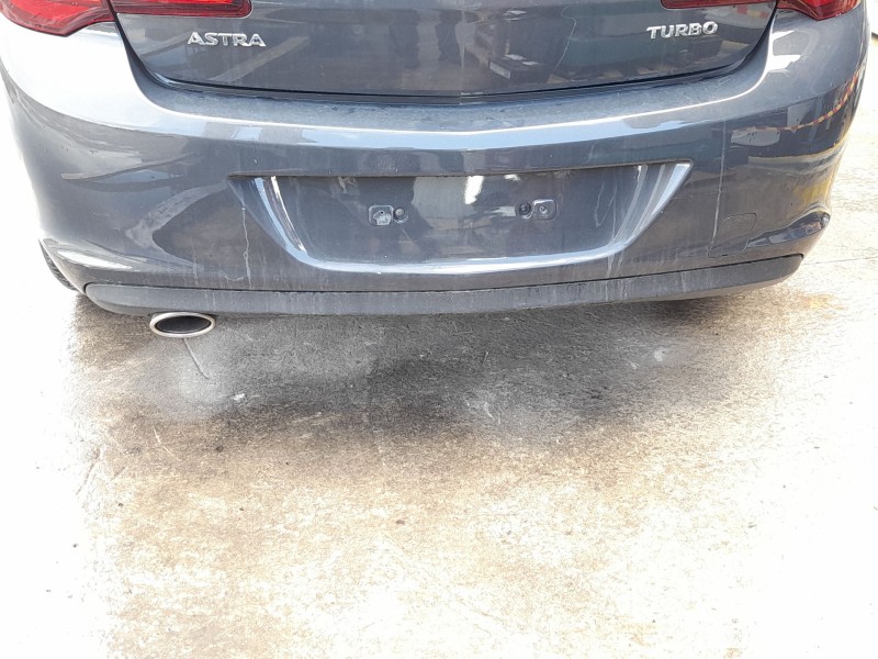Recambio de paragolpes trasero para opel astra j sedán 1.4 turbo (69) referencia OEM IAM 20877796  