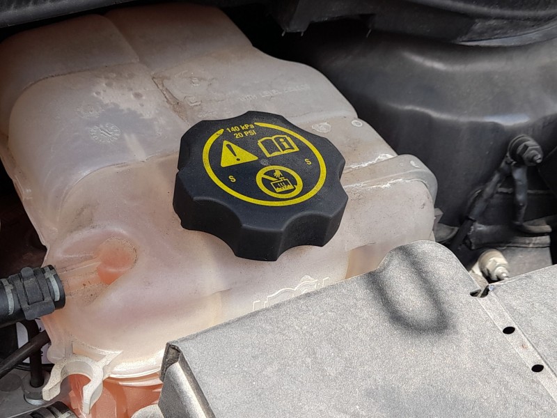 Recambio de deposito expansion para opel astra j sedán 1.4 turbo (69) referencia OEM IAM 13393368  