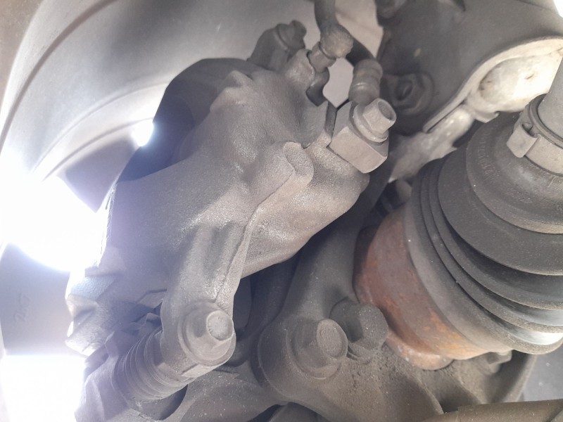 Recambio de pinza freno delantera derecha para opel astra j sedán 1.4 turbo (69) referencia OEM IAM 13301190  