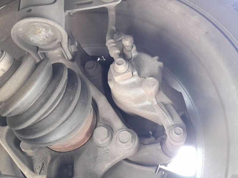 Recambio de pinza freno delantera izquierda para opel astra j sedán 1.4 turbo (69) referencia OEM IAM 13301189  