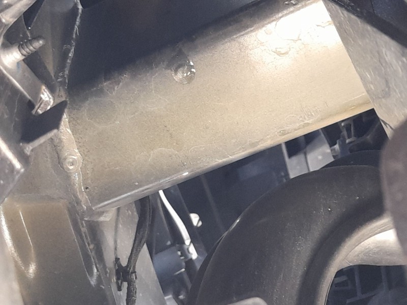 Recambio de refuerzo paragolpes delantero para opel astra j sedán 1.4 turbo (69) referencia OEM IAM 39165566  