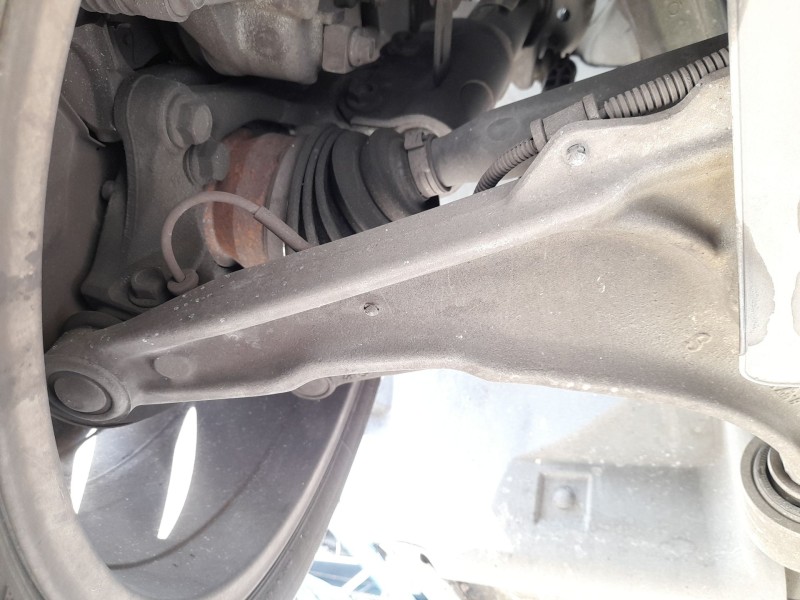 Recambio de brazo suspension inferior delantero derecho para opel astra j sedán 1.4 turbo (69) referencia OEM IAM 13463244  