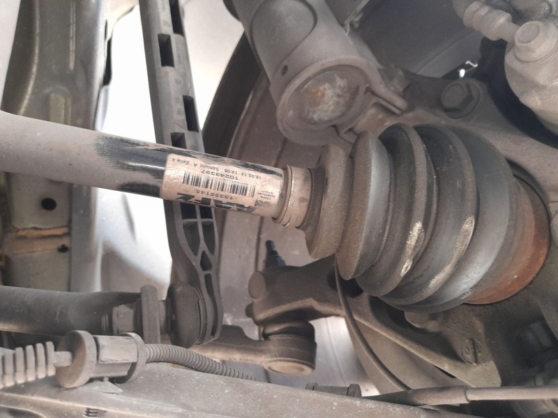 Recambio de transmision delantera izquierda para opel astra j sedán 1.4 turbo (69) referencia OEM IAM 13335145 95520519 95520521