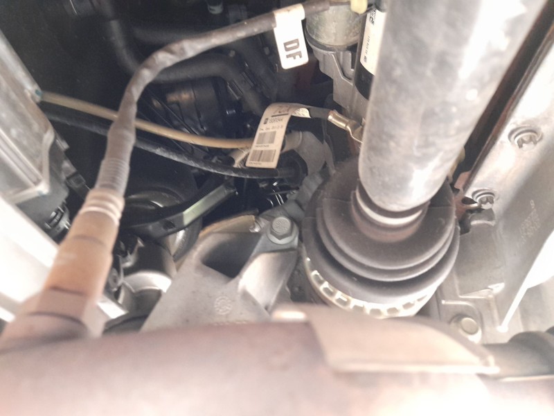 Recambio de transmision delantera derecha para opel astra j sedán 1.4 turbo (69) referencia OEM IAM 13356123  