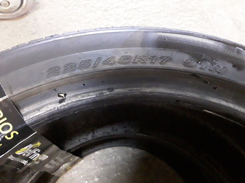 Recambio de neumatico pareja para neumaticos reutilizados - referencia OEM IAM 225451791W NEXEN 225/45/17/91W