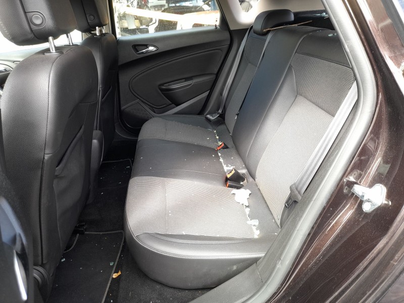 Recambio de asientos traseros para opel astra j (p10) 1.6 cdti (68) referencia OEM IAM   