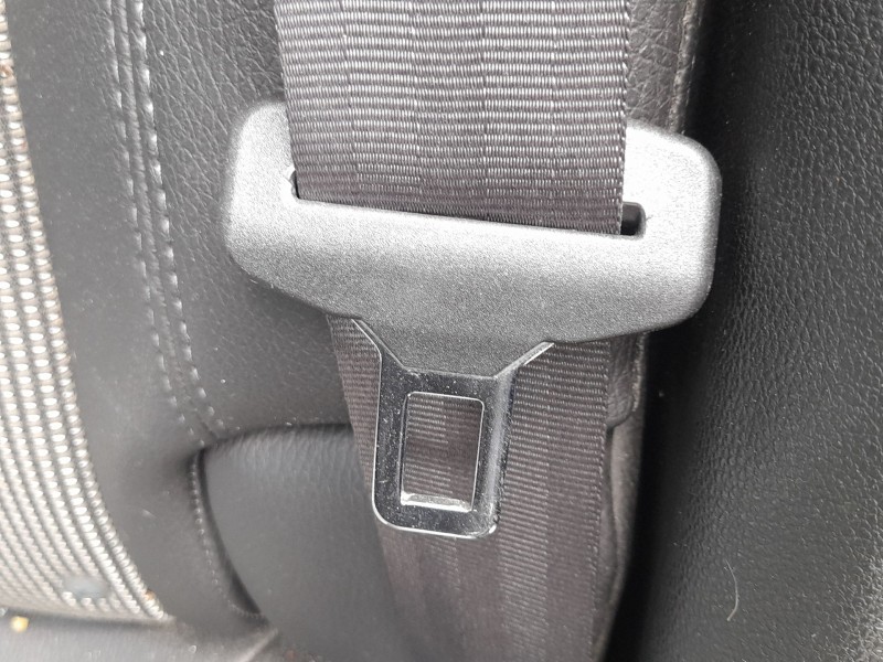 Recambio de cinturon seguridad trasero izquierdo para opel astra j (p10) 1.6 cdti (68) referencia OEM IAM 13380210  