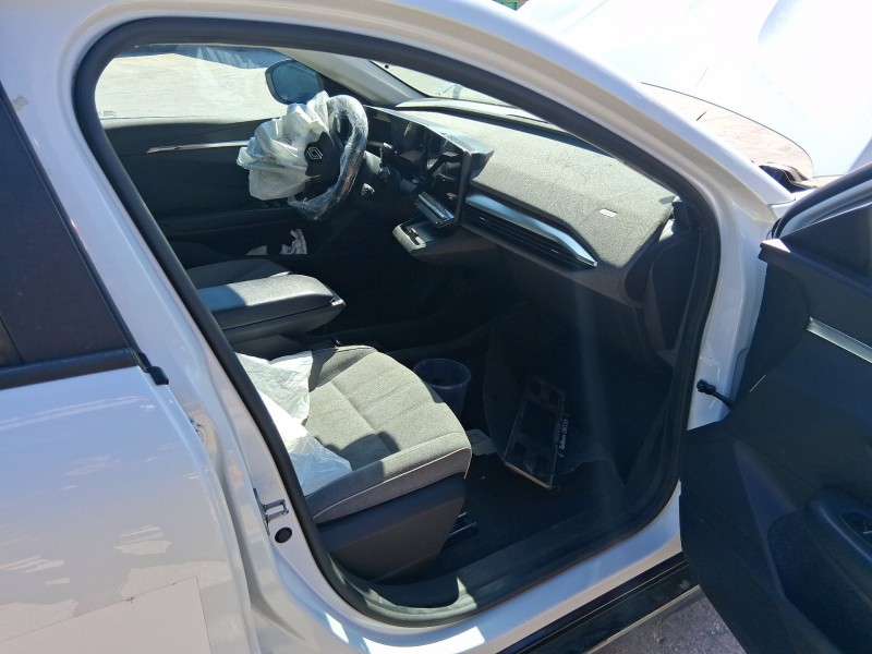 Recambio de goma contorno puerta delantera derecha para renault megane e-tech suv ev60 referencia OEM IAM   