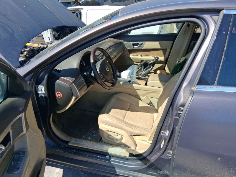 Recambio de goma contorno puerta delantera izquierda para jaguar xf i (x250) 2.7 d referencia OEM IAM   