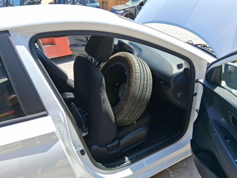 Recambio de goma contorno puerta delantera derecha para hyundai i20 iii (bc3, bi3) 1.0 t-gdi referencia OEM IAM   