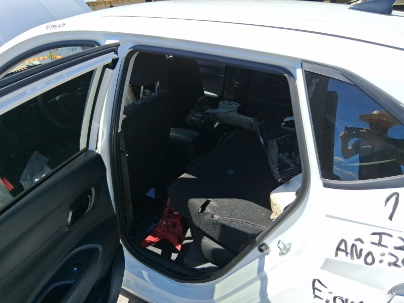 Recambio de goma contorno puerta trasera izquierda para hyundai i20 iii (bc3, bi3) 1.0 t-gdi referencia OEM IAM   