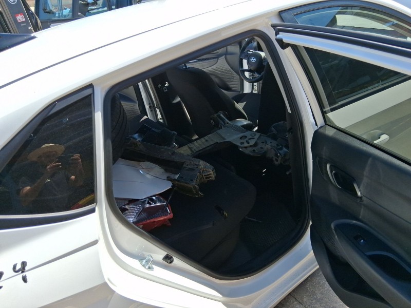 Recambio de goma controno puerta trasera derecha para hyundai i20 iii (bc3, bi3) 1.0 t-gdi referencia OEM IAM   