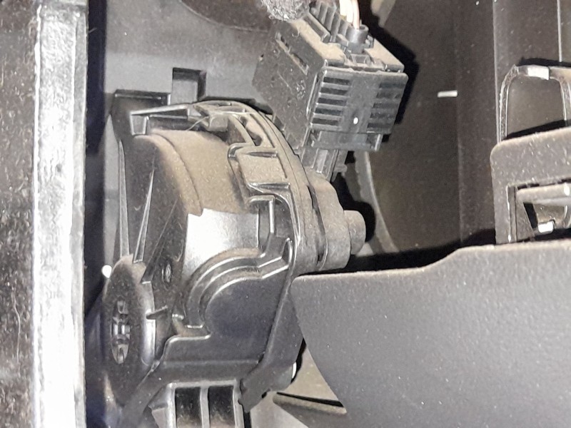 Recambio de potenciometro pedal para opel astra j (p10) 1.6 cdti (68) referencia OEM IAM 13252702  