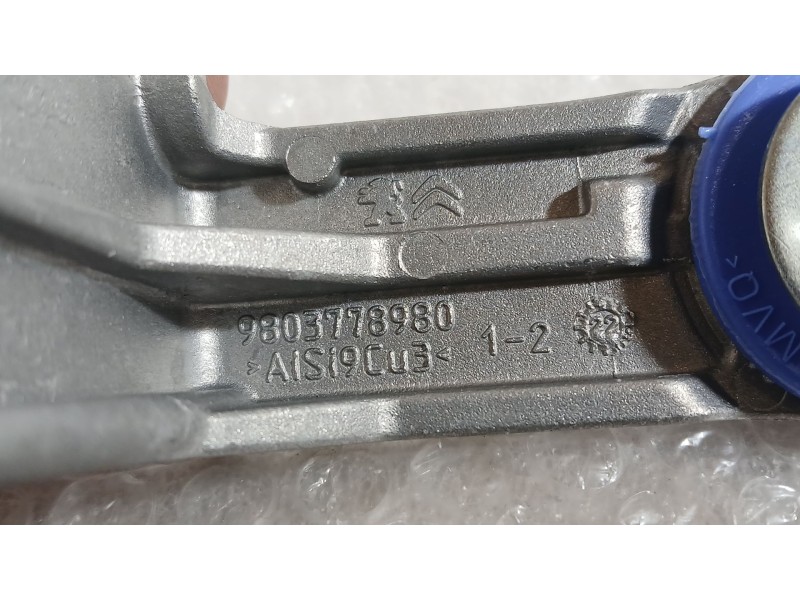 Recambio de soporte para peugeot 308 ii (lb_, lp_, lw_, lh_, l3_) 1.6 hdi referencia OEM IAM 9803778980 SOPORTE INTERCOOLER 