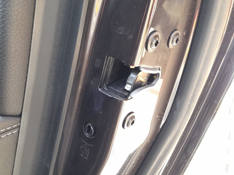 Recambio de cerradura puerta trasera derecha para opel astra j (p10) 1.6 cdti (68) referencia OEM IAM 13579566  