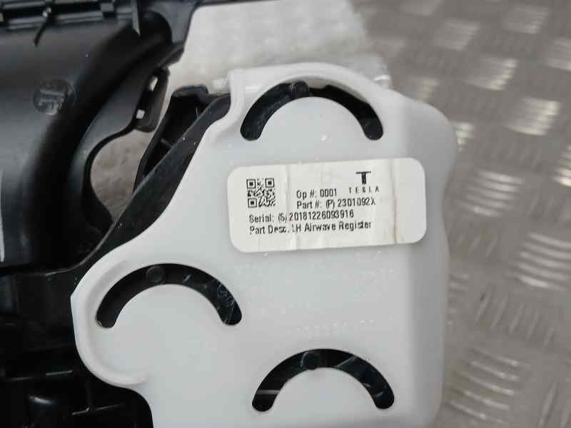 Recambio de aireador para tesla model 3 ev performance awd referencia OEM IAM 2063098X 2301092X AIREADOR SUPERIOR IZQUIERDO
