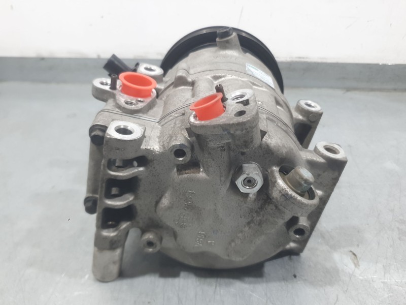 Recambio de compresor aire acondicionado para hyundai accent iii (mc) 1.6 gls referencia OEM IAM 9770117511 F500CB5AA07 