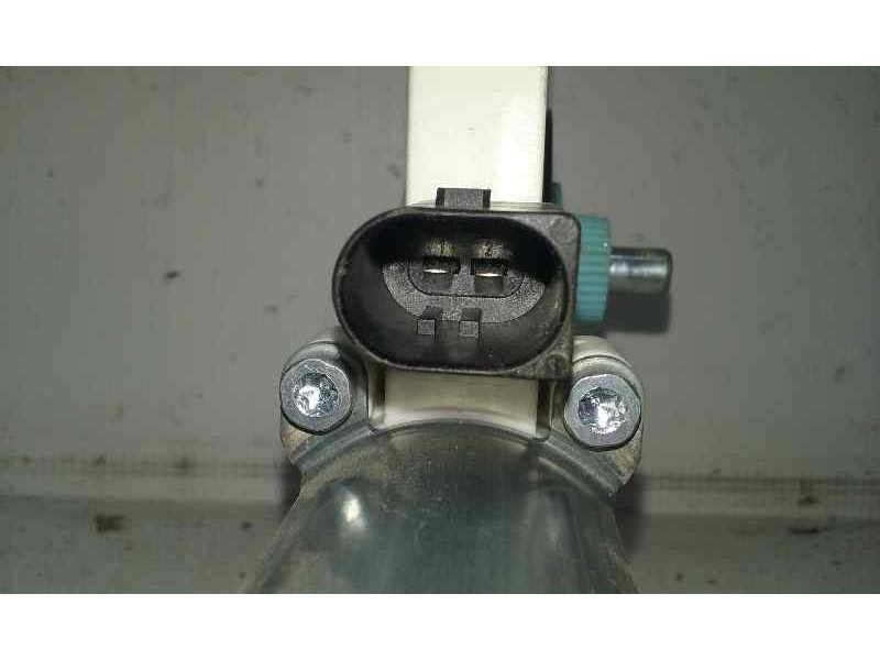 Recambio de motor elevalunas delantero izquierdo para mercedes-benz clase b (w245) 2.0 cat referencia OEM IAM  2 PINS 