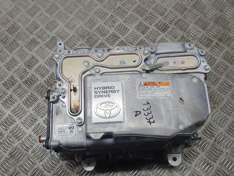 Recambio de inverter para toyota yaris hsd city referencia OEM IAM G920052032  