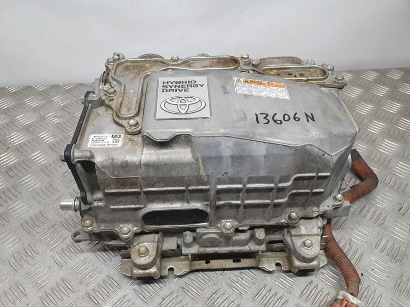 Recambio de inverter para toyota yaris hybrid feel referencia OEM IAM G920052032  