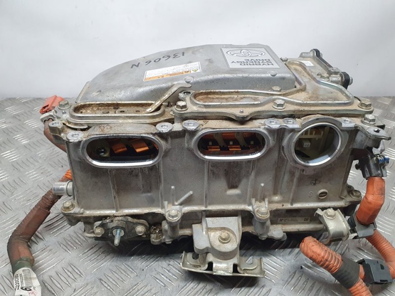 Recambio de inverter para toyota yaris hybrid feel referencia OEM IAM G920052032  