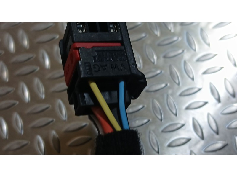 Recambio de amortiguadores maletero / porton para cupra formentor (kmp) 1.5 tsi e-hybrid referencia OEM IAM 5FF827851C PAREJA UN