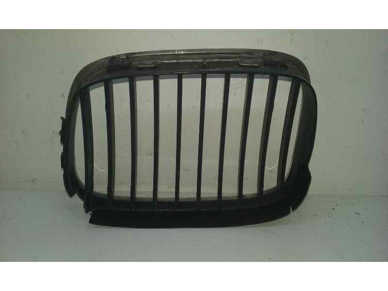 Recambio de rejilla capo der para bmw serie 5 berlina (e39) 520i referencia OEM IAM   DERECHA