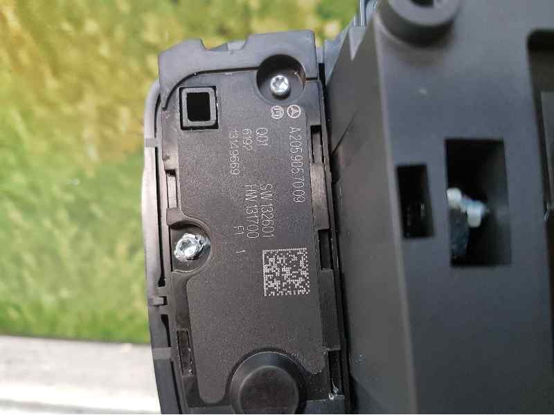 Recambio de panel control tactil para mercedes-benz clase c coupe (w205) c 63 amg (205.386) referencia OEM IAM A2059005915 A2059