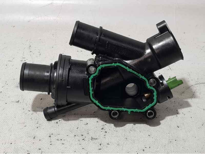 Recambio de caja termostato para ford mondeo ber. (ca2) 2.0 tdci cat referencia OEM IAM 9682141580  