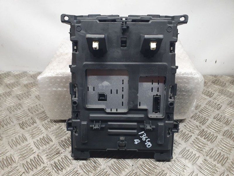 Recambio de panel de instrumentos para renault megane iv berlina 5p limited referencia OEM IAM 280903276R 0200737467 VALEO