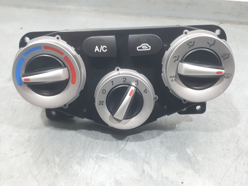 Recambio de mando calefaccion / aire acondicionado para hyundai accent iii (mc) 1.6 gls referencia OEM IAM 972501EXXX  