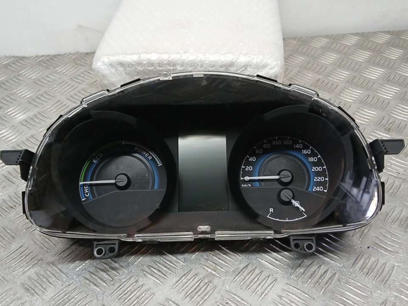 Recambio de cuadro instrumentos para toyota auris hybrid business referencia OEM IAM 83800F2E63  