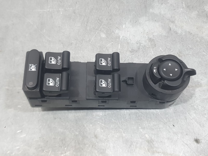 Recambio de mando elevalunas delantero izquierdo para jeep renegade suv (bu, b1, bv) 1.0 t-gdi referencia OEM IAM 30171263 B569 