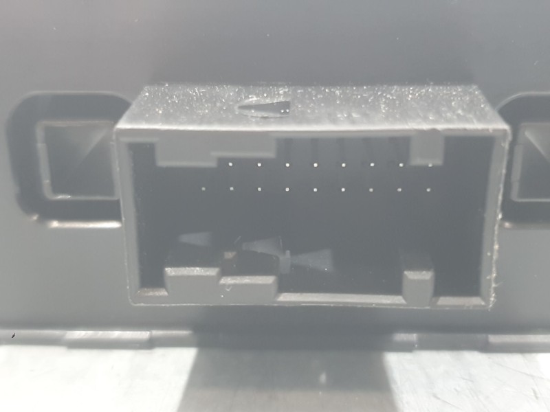 Recambio de mando elevalunas delantero izquierdo para jeep renegade suv (bu, b1, bv) 1.0 t-gdi referencia OEM IAM 30171263 B569 