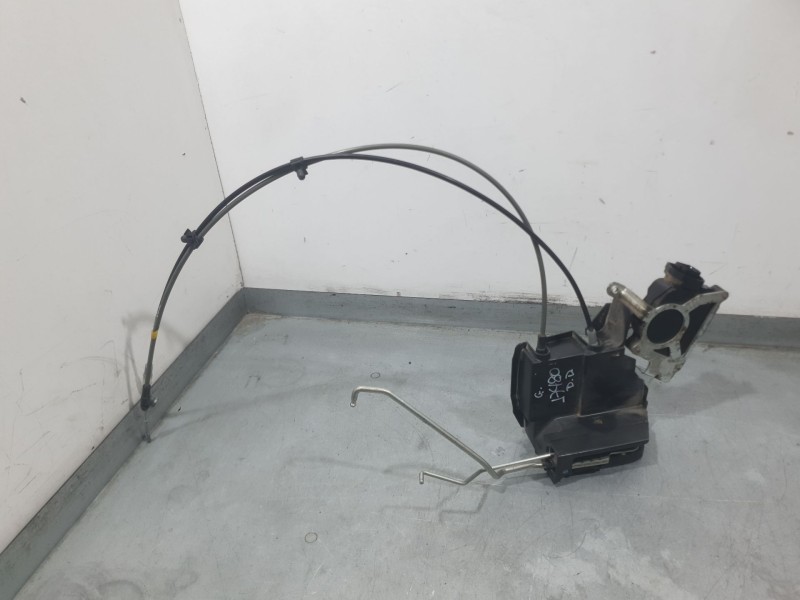 Recambio de cerradura puerta delantera derecha para hyundai accent iii (mc) 1.6 gls referencia OEM IAM 813201R020  