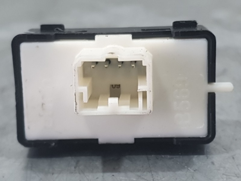 Recambio de mando elevalunas delantero derecho para jeep renegade suv (bu, b1, bv) 1.0 t-gdi referencia OEM IAM 30170843  