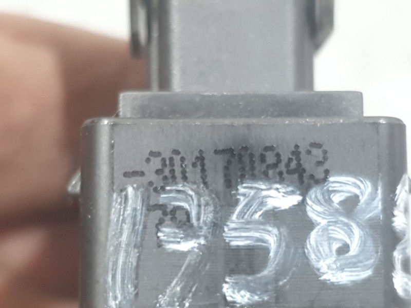 Recambio de mando elevalunas delantero derecho para jeep renegade suv (bu, b1, bv) 1.0 t-gdi referencia OEM IAM 30170843  