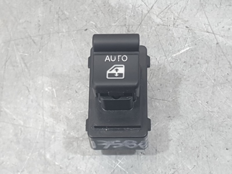 Recambio de mando elevalunas trasero izquierdo para jeep renegade suv (bu, b1, bv) 1.0 t-gdi referencia OEM IAM 30170343  